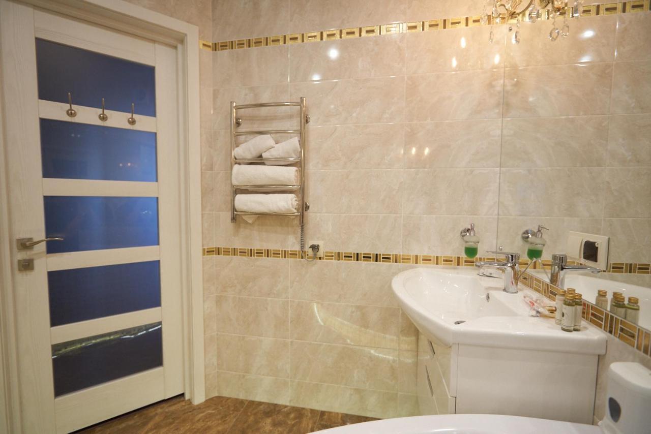 Boutique Apartment Kremenchuk Luaran gambar