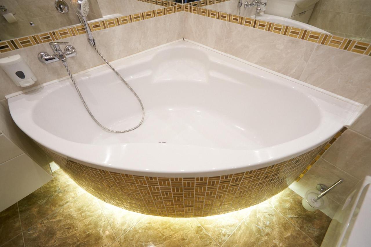 Boutique Apartment Kremenchuk Luaran gambar